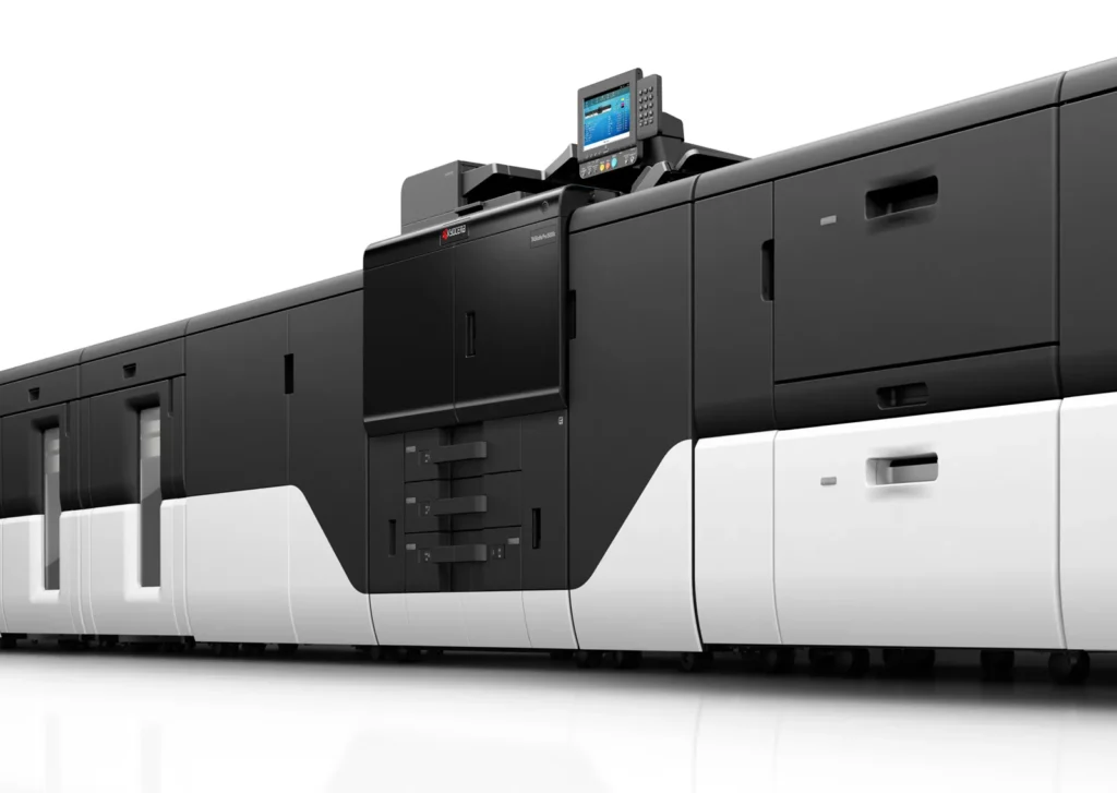 Kyocera TASKalfa Pro 15000c in Schrägansicht